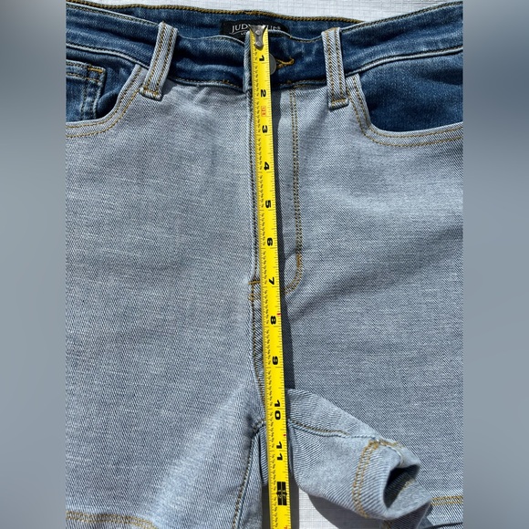 Judy Blue Color Block Denim Shorts Size M - Picture 5 of 9